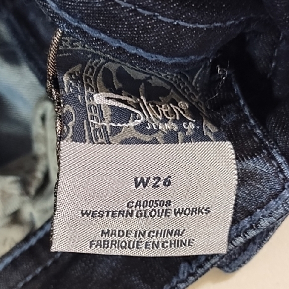 Silver Suki Stretch Denim Peddle Pusher Bermuda Denim Shorts - Picture 7 of 13